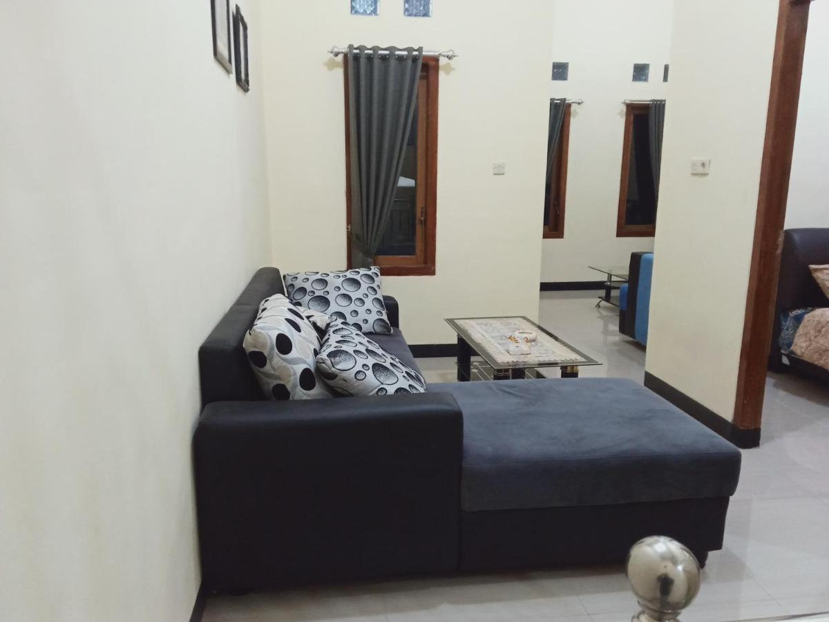 Widodaren Homestay بروبولينغو المظهر الخارجي الصورة